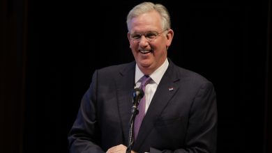 Photo of ‘Looked like an insurrection to me’ Jay Nixon on Colorado Supreme Court ruling