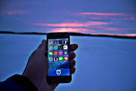 Photo of Missouri Senior Resource Line connects callers with local resources