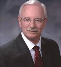 Photo of Representative Roberts supports opioid legislation