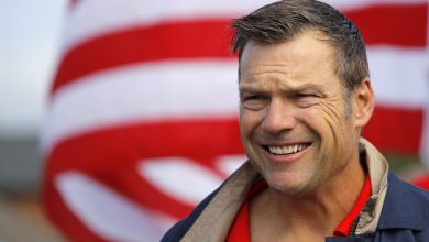 Photo of Kobach grand jury disbands without bringing an indictment