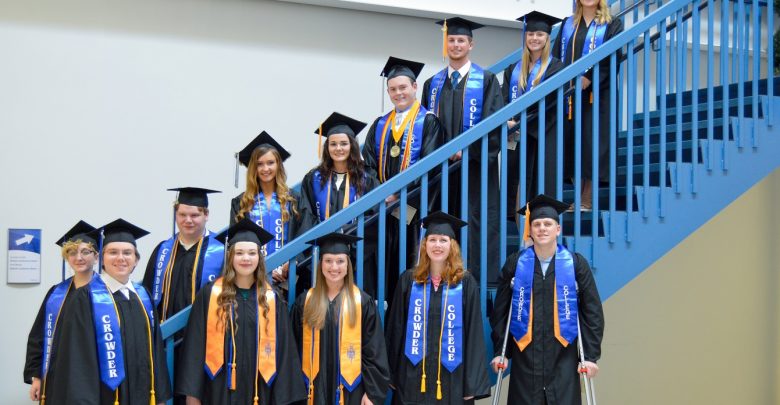 Dual Credit AA students resized