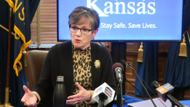 Photo of Kansas Governor Laura Kelly congratulates Wichita manufacturer on million dollar expansion