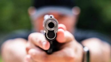 Photo of Car-jacker with a gun, gets shot