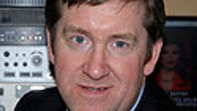 Photo of State Representative Sara Walsh’s husband dies with covid-19