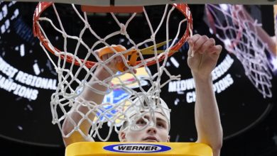 Photo of Kansas Jayhawks head to Final Four with 2020 still on their minds