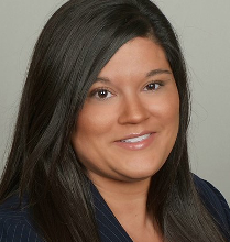 Photo of Payton recipient of 2022 NEO Outstanding Young Alumna award