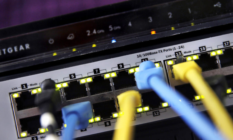 Broadband internet wireless wifi router