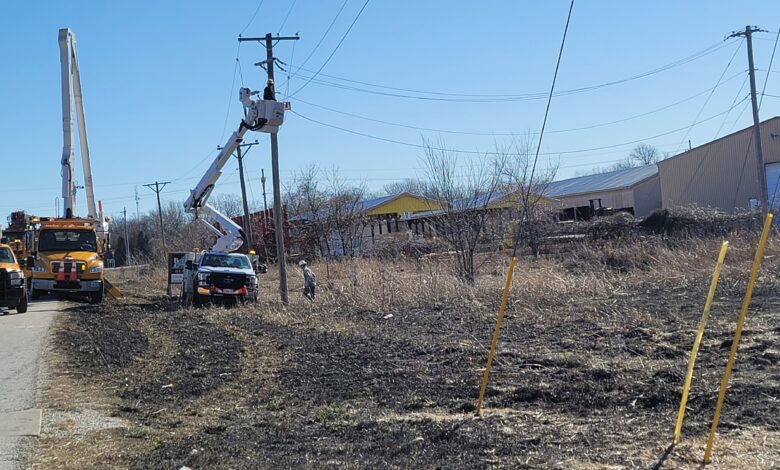 02 17 23 electric fire 20230217