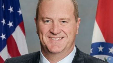 Photo of Missouri Senator Eric Schmitt supports reported plans to end visa program for post-graduate’s