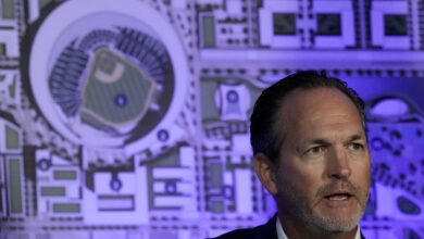 Photo of Royals push back their self-imposed deadline to decide on location for new ballpark