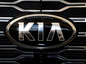 Photo of Kia to recall more than 427,000 Telluride SUVs due to defect