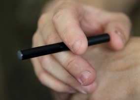Photo of FDA authorizes the first menthol-flavored electronic cigarettes for adult smokers