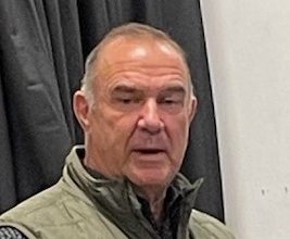 Photo of Gov. Kehoe signs executive order in preparation for winter weather