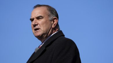 Photo of Missouri governor signs executive orders to enhance government accountability