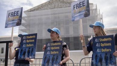 Photo of Roberts might hold key Supreme Court vote over first publicly funded religious charter school