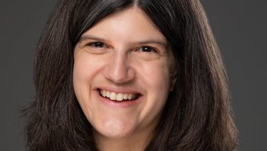 Photo of MSSU faculty member receives Governor’s Award for Excellence in Education