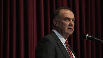 Photo of Missouri governor signs tax cuts and pro-biz legislation into law