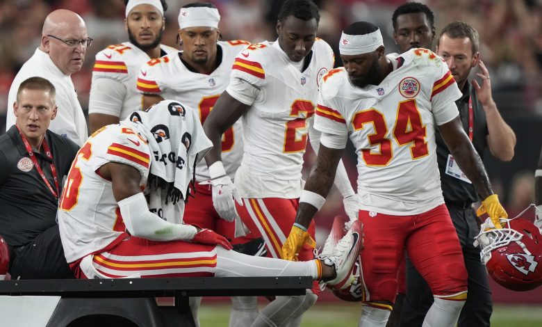 Chiefs cardinals football