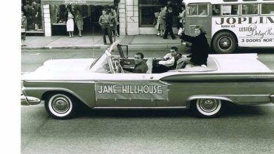 Photo of Jane Hillhouse Pitt, mother of actor Brad Pitt, dies