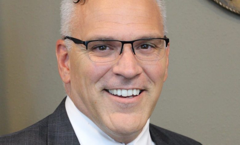 Chief of police peter russell