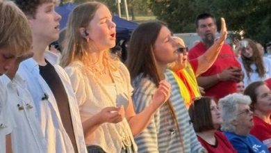 Photo of Large crowd turns out to Landreth Park for Charlie Kirk tribute