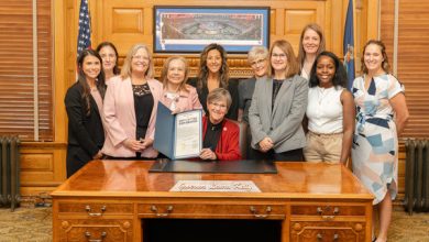 Photo of Kansas marks Breast Cancer Awareness Month; Celebrates 30 years of free cancer screening program