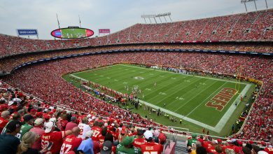 Photo of Missouri governor floats potential for a retractable roof if Chiefs renovate Arrowhead Stadium